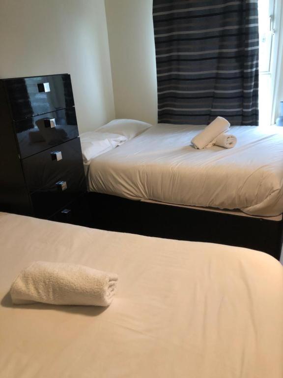 Wallace Hide Out Glasgow Ngoại thất bức ảnh