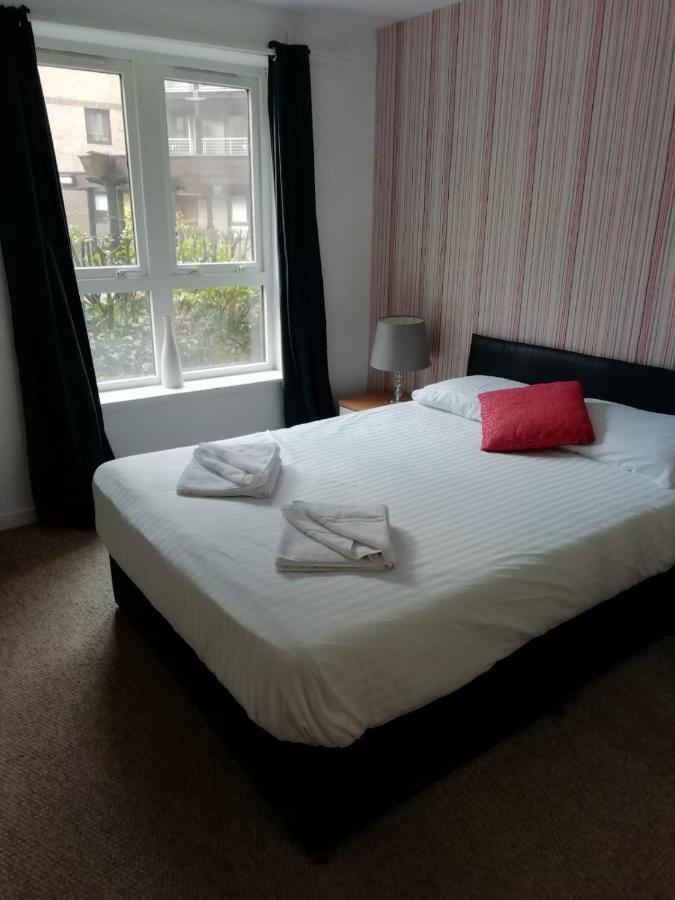 Wallace Hide Out Glasgow Ngoại thất bức ảnh
