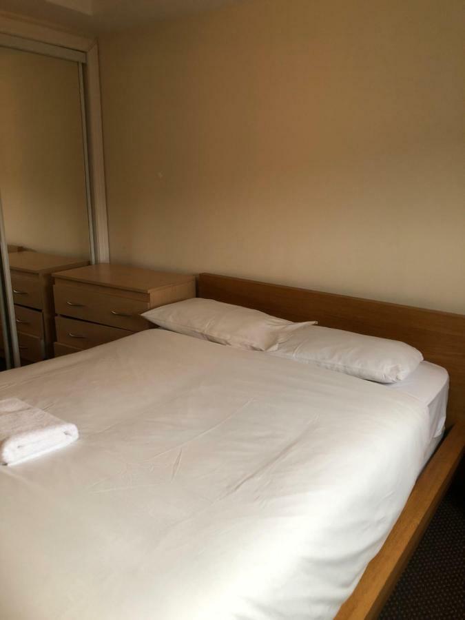 Wallace Hide Out Glasgow Ngoại thất bức ảnh
