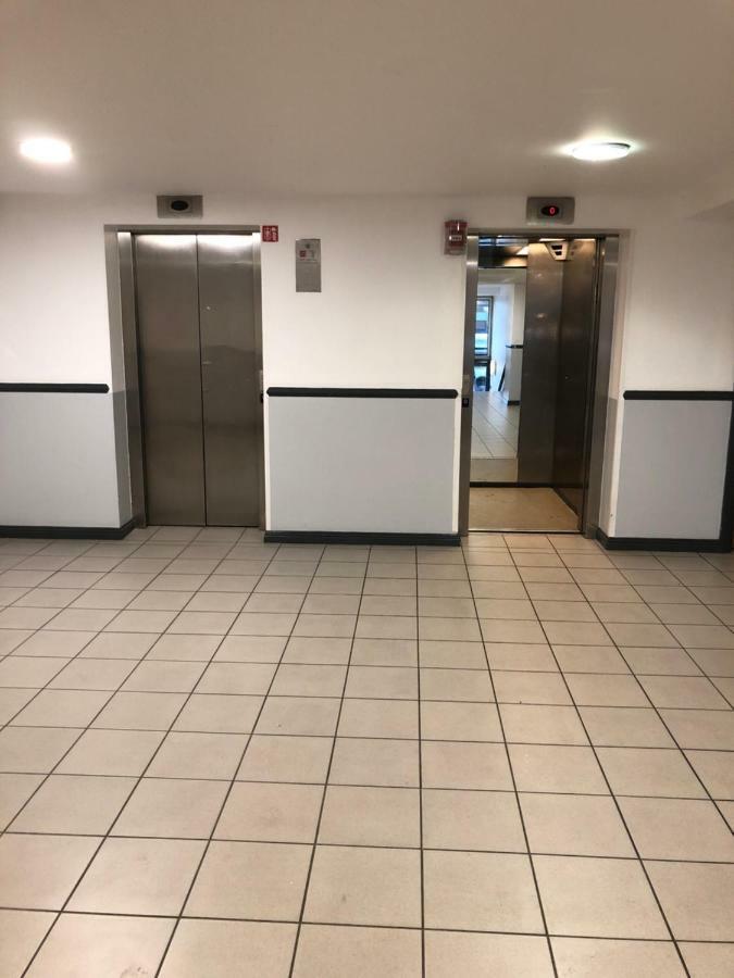 Wallace Hide Out Glasgow Ngoại thất bức ảnh