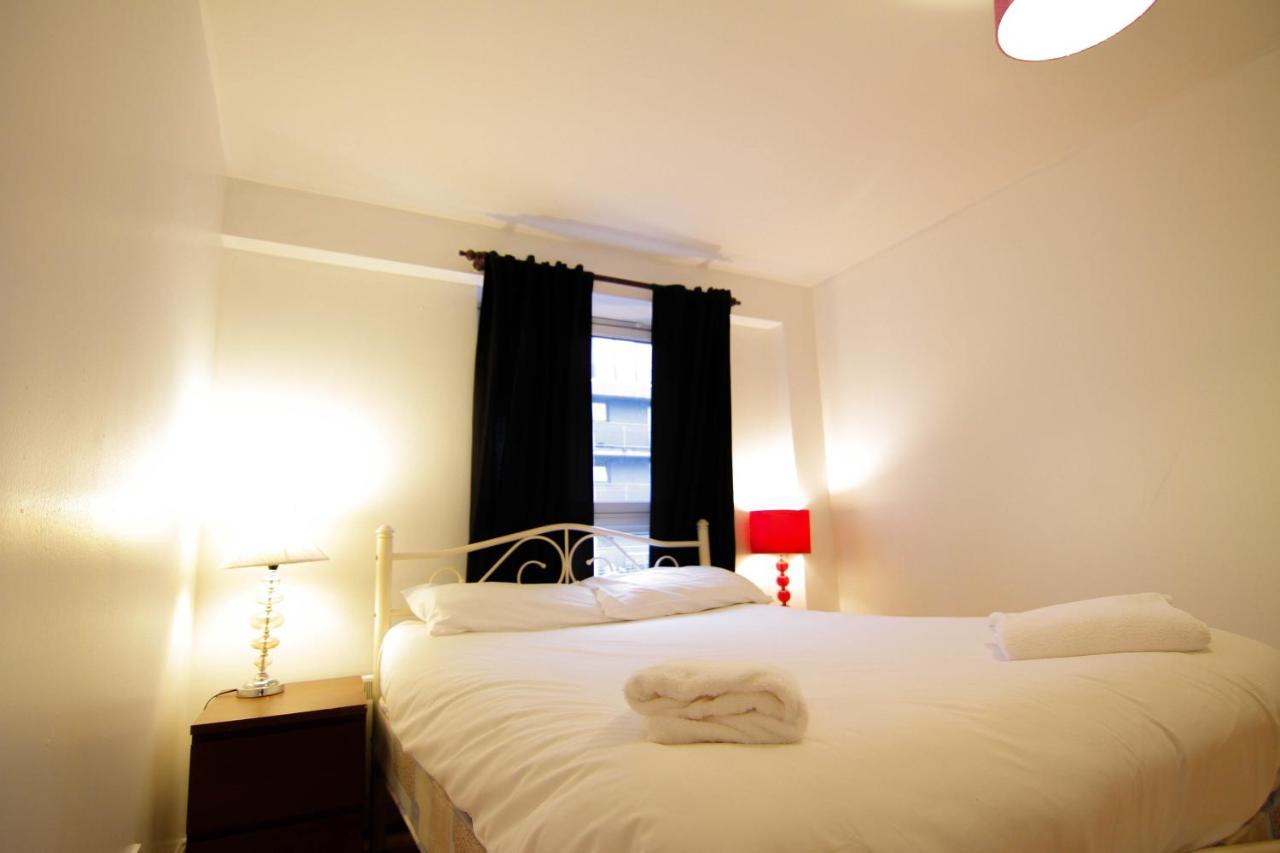 Wallace Hide Out Glasgow Ngoại thất bức ảnh
