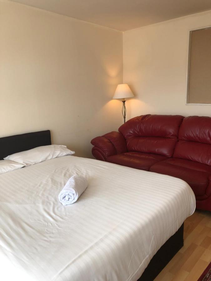 Wallace Hide Out Glasgow Ngoại thất bức ảnh